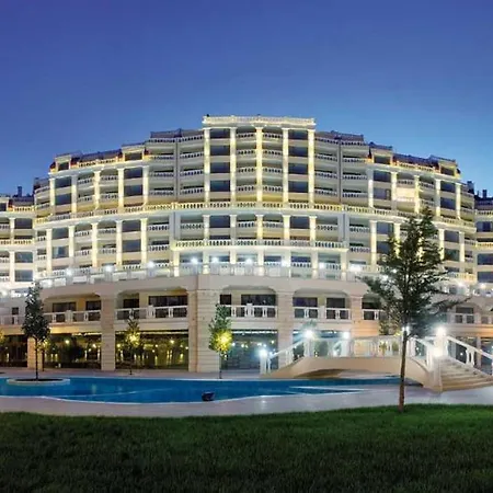 ат - South Bay Варна