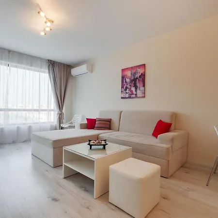 Apartment ат - South Bay Warna