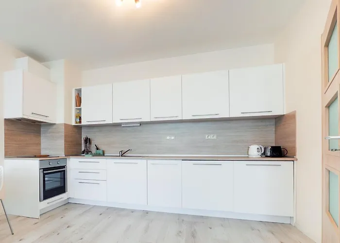 ат - South Bay Apartment